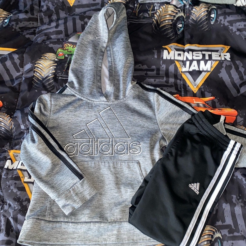 Toddler boy adidas set